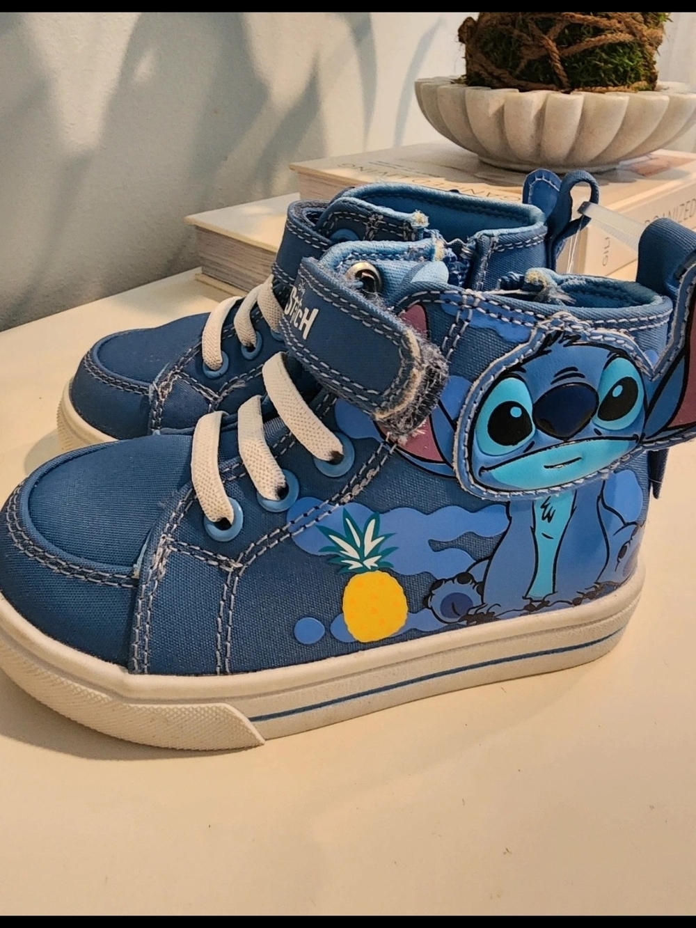 Disney Stitch Harper Canyon High-Top Sneakers – Size 7C